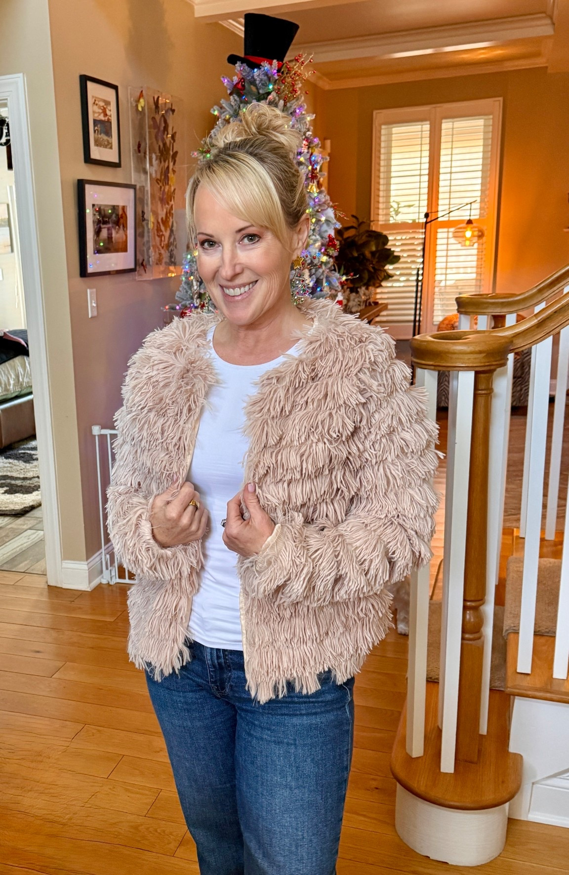 Proof that a great jacket can make the whole outfit! I wore this fun look for this week’s Tara Time  and I loved how easy it was to put together. I styled this Amazon statement jacket over a simple long-sleeve shirt, paired it with Walmart jeans, and added these adorable festive Christmas tree earrings from Amazon. Shop my look!

#LTKootd #LTKHoliday #LTKFindsUnder50