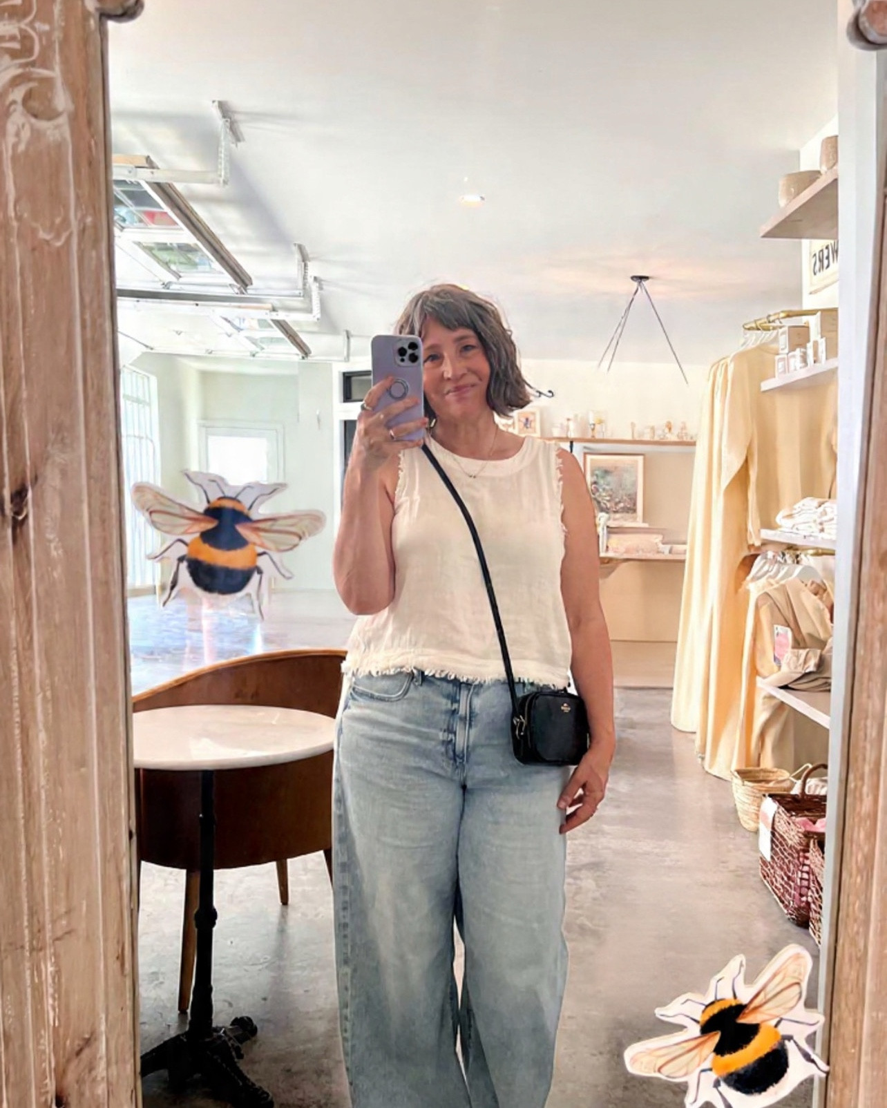 AE Dreamy Drape Jeans 
Size 12 short
I’m 5’2 160 pounds 