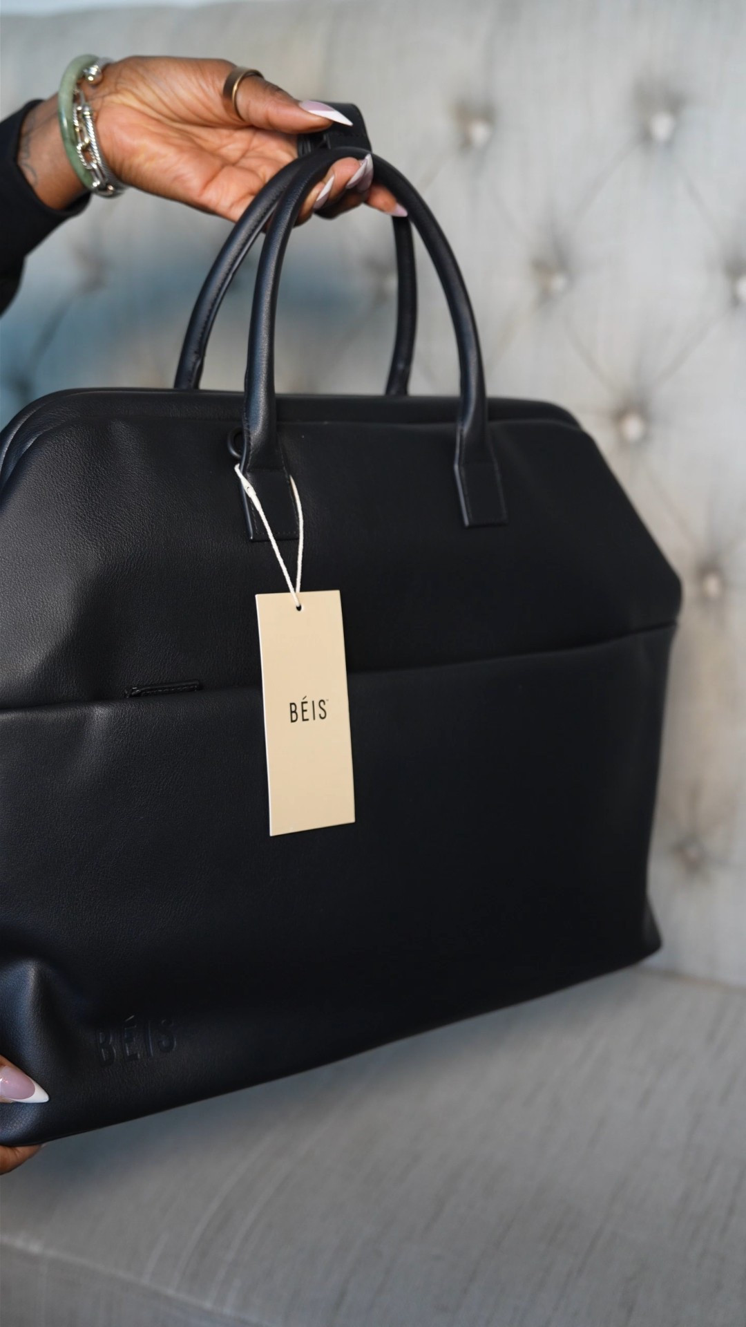 This BEIS Carry On is full honey, I’m talkin about topplin ova, but that’s ok! I got everything I need. #BEIS #Carry-on #WhatToPack 

#LTKTravel