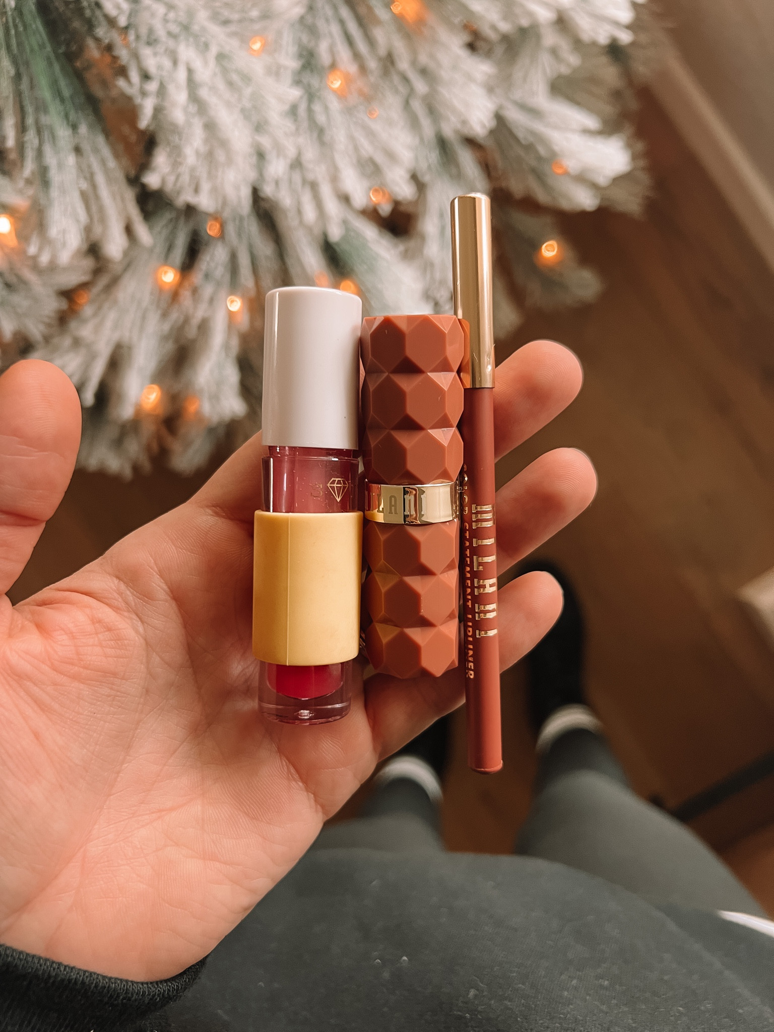 Recent lip combo  
Milani Liner: Spice
Milani Lipstick: Pleasure
Tarte Lip Oil

#LTKunder50 #LTKstyletip #LTKbeauty