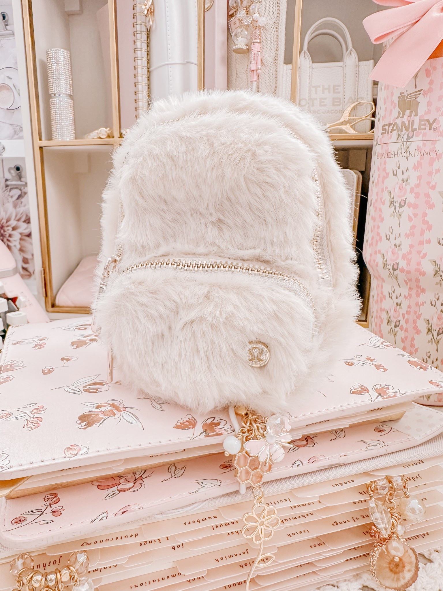 Cutest mini

#LTKdayinmylife #LTKValentine #LTKWorkwear