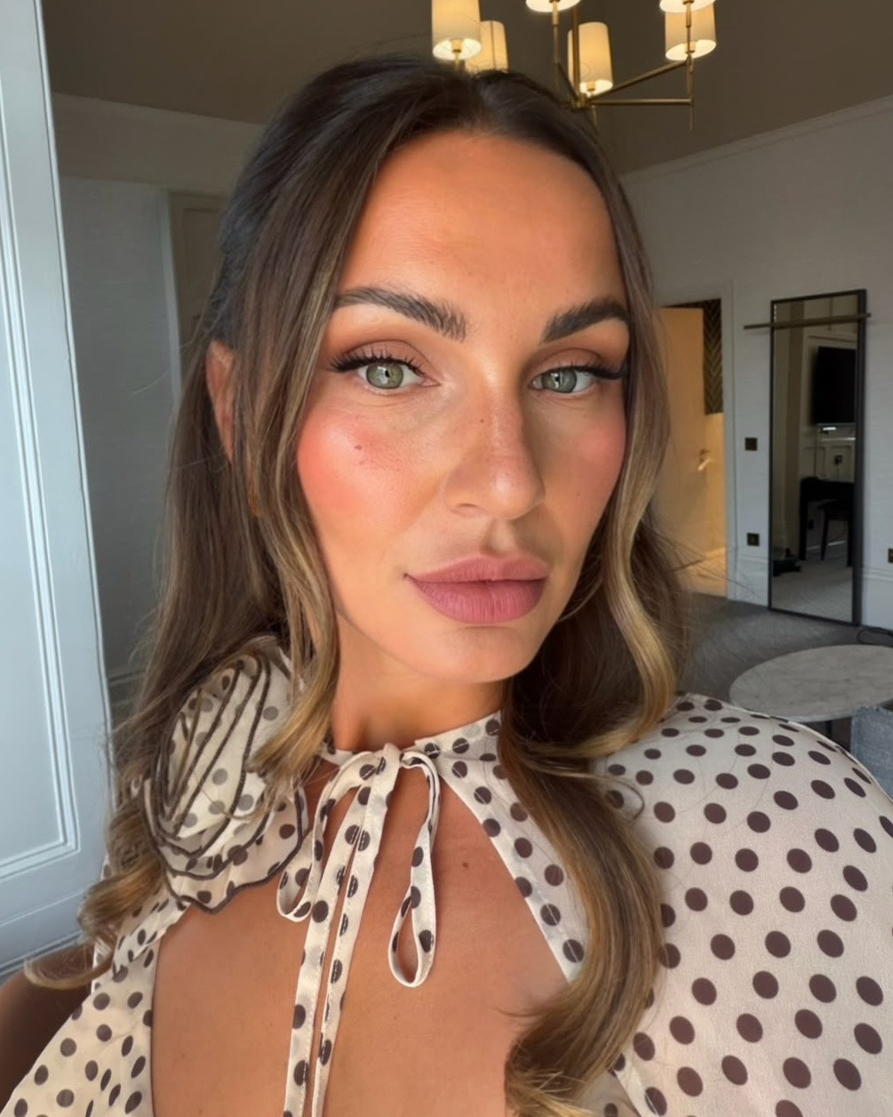 My Glam for our Revive Collagen Social in Liverpool 🖤

I managed to get the make up artist to share all her product secrets! The Victoria Beckham foundation is currently out of stock, however the Charlotte Tilbury stick foundation gives a gorgeous finish, is long wearing and another of my favourites…


Medicube PDRN Moisturiser 
Medicube No Cast Just Glow SPF 50 
Charlotte Tilbury Hydrator Mist
Charlotte Tilbuty Eye Patches 

Skin Tint - Victoria Beckham -  6 Light Medium
Charlotte Tilbury Airbush Concealer - 7
Charlotte Tilbury Beautiful Skin Bronzer - 2
Nars Laguna Powder Bronzer - 3
Charlotte Tilbury Exaggereyes Eye Sticks - Dessert Sculpt & Cashmere Sculpt 
MAC Eyeliner Pencil - Costa Riche 
Charlotte Tilbury Unreal Blush - Rosy Glow 
Charlotte Tilbury Setting Spray

#LTKsummer #LTKsale #LTKbeauty