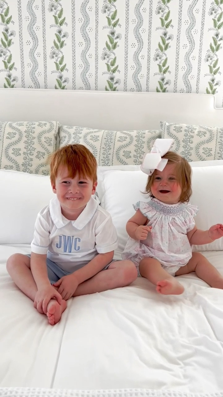 Use the code CHAPPLE20 for 20% off Easter at Smocked Auctions! 🐇🌷
Children’s kids boy girl toddler baby family matching style outfits blue white smocked bunny bunnies cross bib bow bubble Jon Jon John John shorts set dress preppy grandmillennial style 

#LTKfamily #LTKkids #LTKbaby