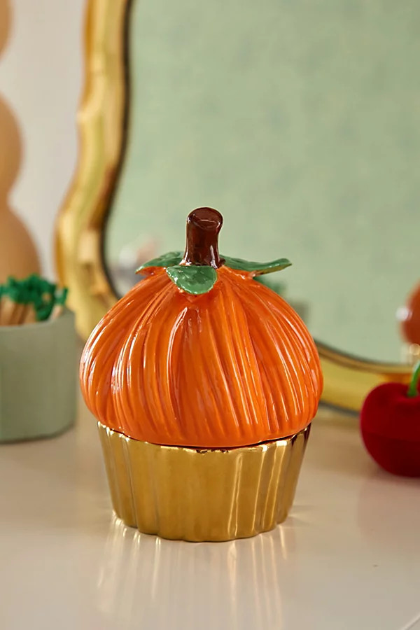 Cupcake Lidded 1 oz Candle | Urban Outfitters (US and RoW)