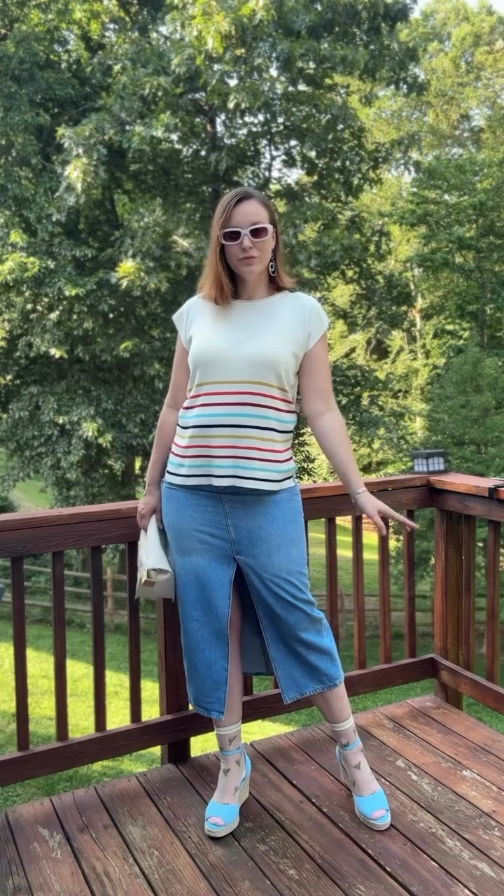 Summer vibes are in the air, and I can’t stop smiling about my new sandals! 

They are the perfect shade of blue, and I feel like they brighten up my every step. It’s a must-have for this season!

@cosyisland_official 

#cosyisland #cosyislanders #myshoes #summerfashion #bluefootwear