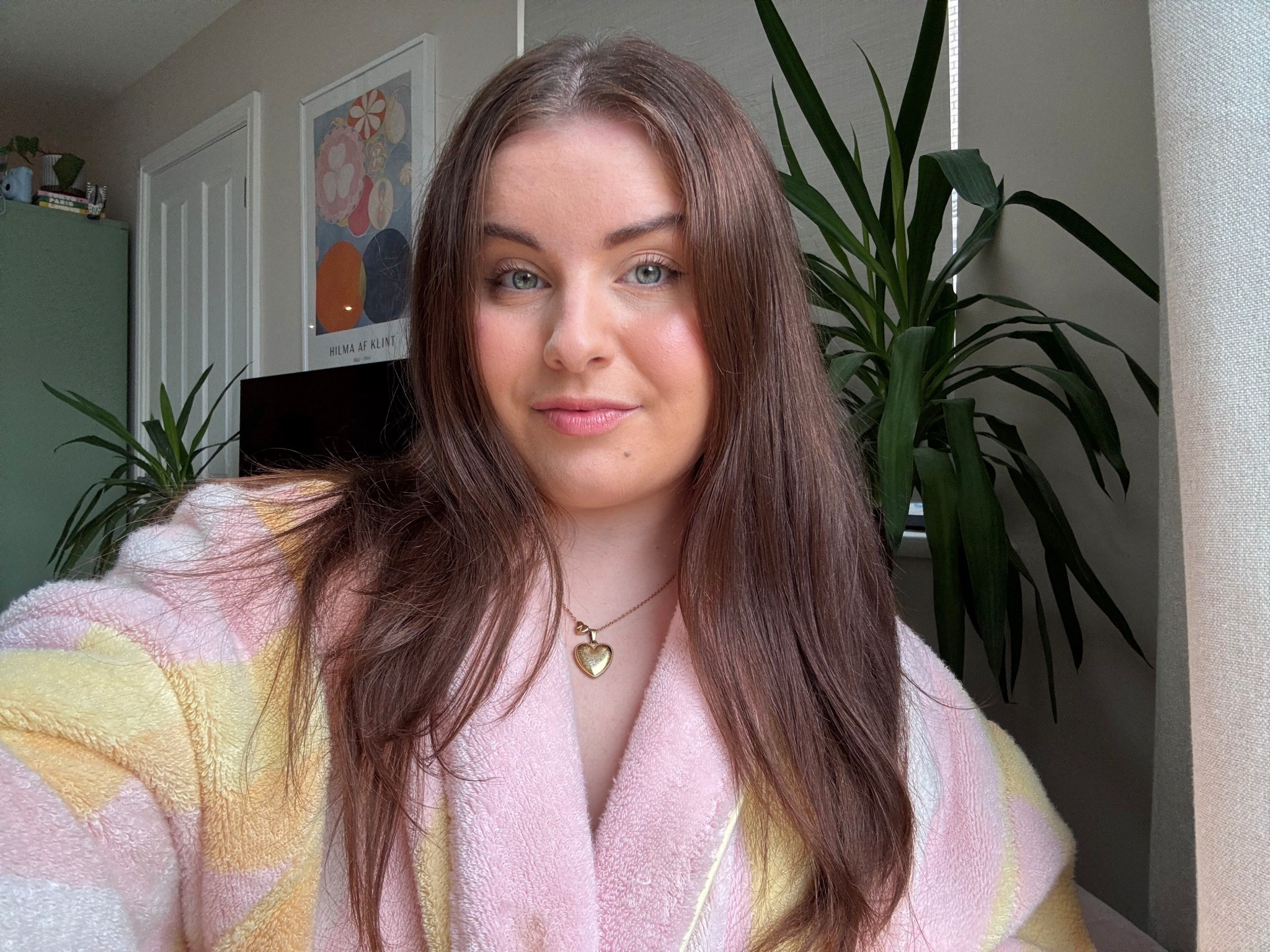 I use shade 10 in Maybelline Skin Tint 