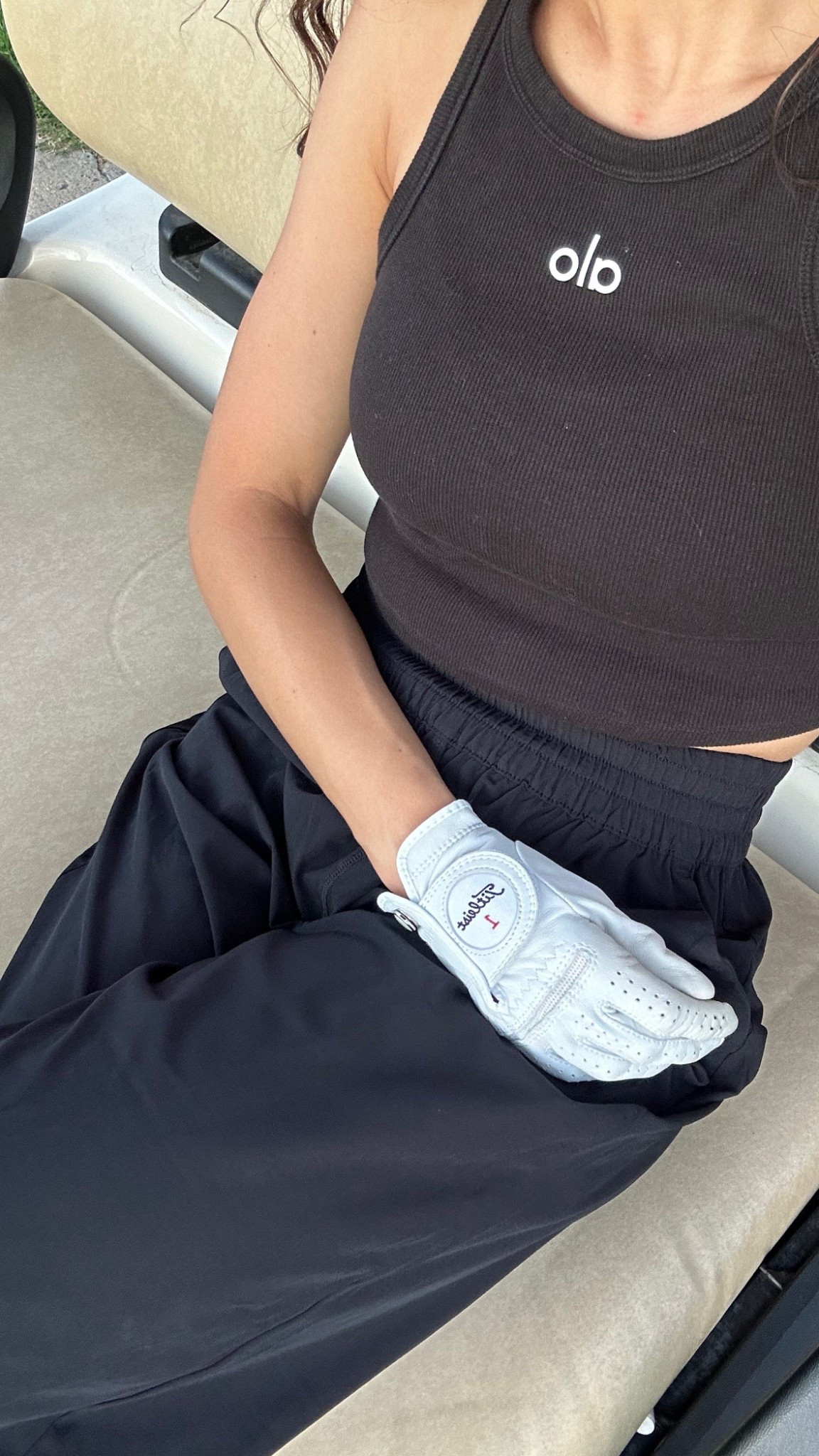 Best Vuori dupe pants

#LTKActive