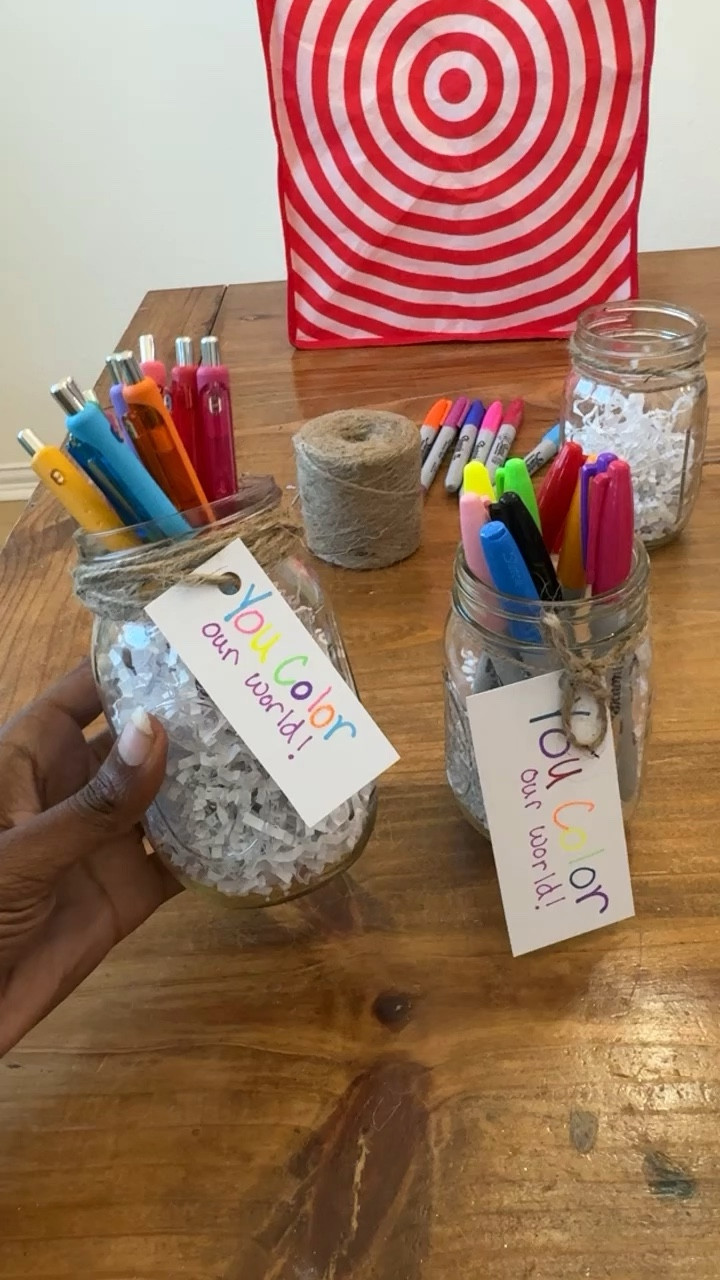 #ad Here's an easy colorful gift idea! Use it for a teacher or someone sharp (get it?!) in your life. Grab a jar, add some shredded paper or decorative ribbon (I love jute). Add in some @Sharpie markers and @paper_mate pens. Personalize with a note, or even add a Target gift card and Tadaaaa! You've got one cute gift. I love these pens so much and @Target has special holiday packs for both Sharpie and Paper Mate so you can stock up to make a lot of these, or gift the whole pack itself for an artist in your life. Follow my shop JenniferBorget on @Shop.LTK app to shop this post! 

#Target #TargetPartner #gifting #holiday #gifts @Target @paper_mate @sharpie 


#LTKkids #LTKfindsunder50 #LTKVideo