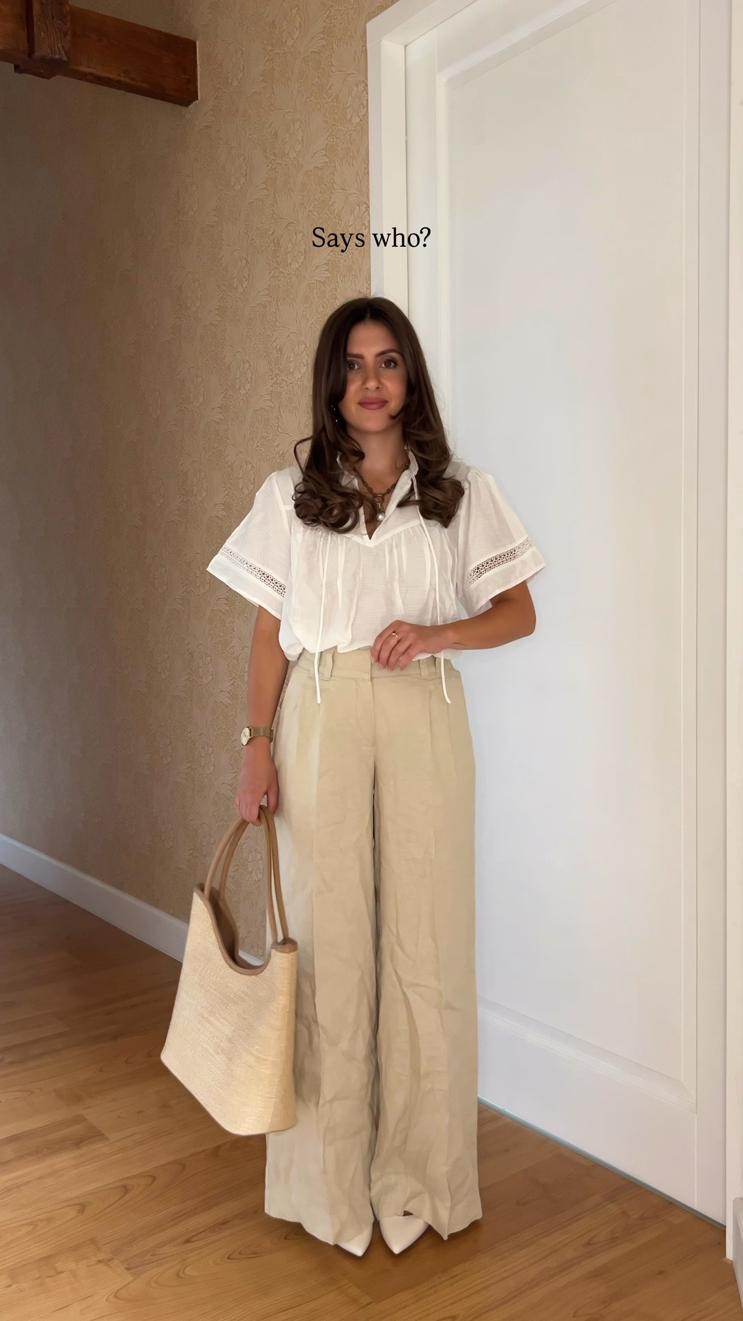 Proof dressing in heat is a form of art, light, refined, and entirely effortless 🙂‍↕️ @bonprix #bonprix AD

Use ‘diaries15’ for 15% off at checkout. Valid until July 28th in NL app & webshop.

#LTKnederlands #LTKeurope #LTKsummer