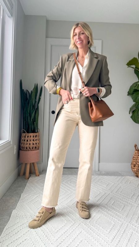 Real life outfit for a mother day tea at my daughter preschool, client meetings + dinner with my husband! I love a chic monochromatic look it’s always elevated and elegant with minimal effort!

Use my code: SARAHKELLYXSPANX for 10% off my washable silk blouse #LTKover40 #LTKstyletip

#LTKVideo