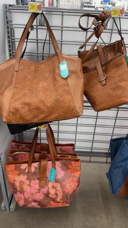 New Pioneer Woman bags at Walmart and they are GOOD!!



#LTKstyletip #LTKfindsunder50 #LTKover40