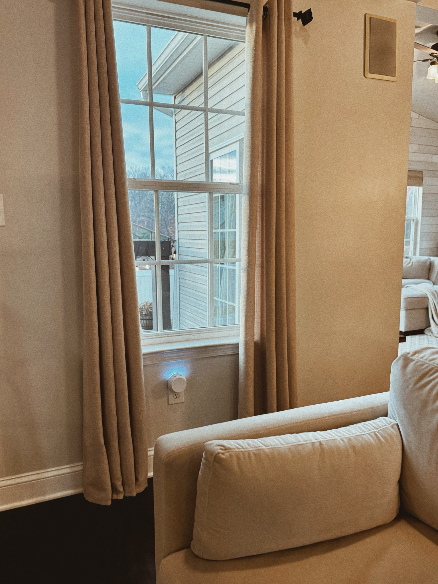 i’ll be gifting Pura diffuser’s to all my fam & friends for the foreseeable future🤭

#LTKFindsUnder50 #LTKGiftGuide #LTKHome