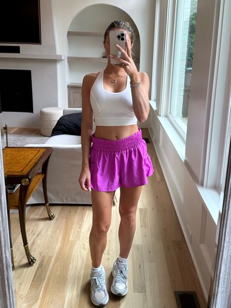 Workout ootd free people movement Athleisure shorts small bra small 
