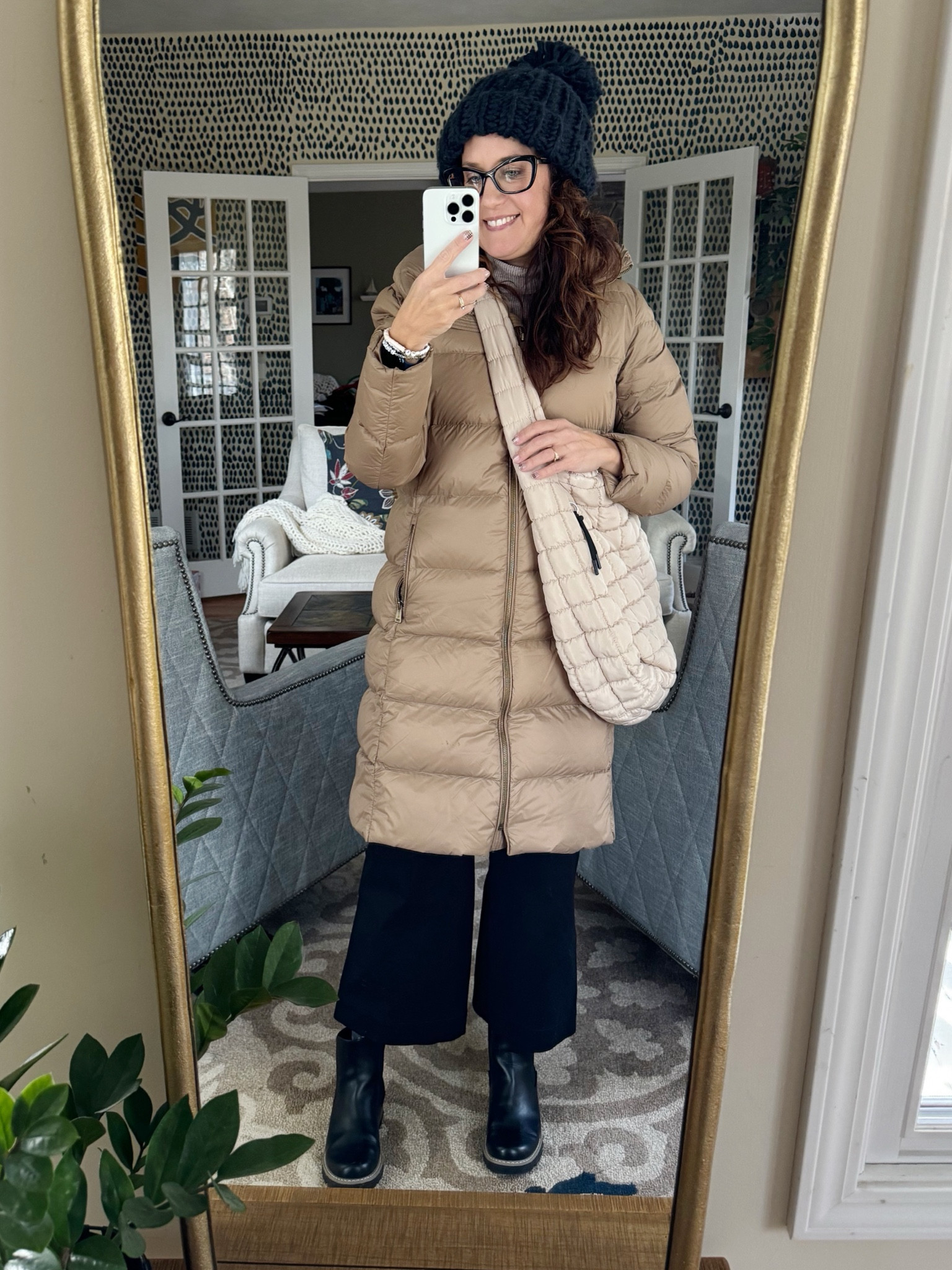 Winter has arrived! This coat is light but warmm

#LTKCyberWeek #LTKover40 #LTKSeasonal