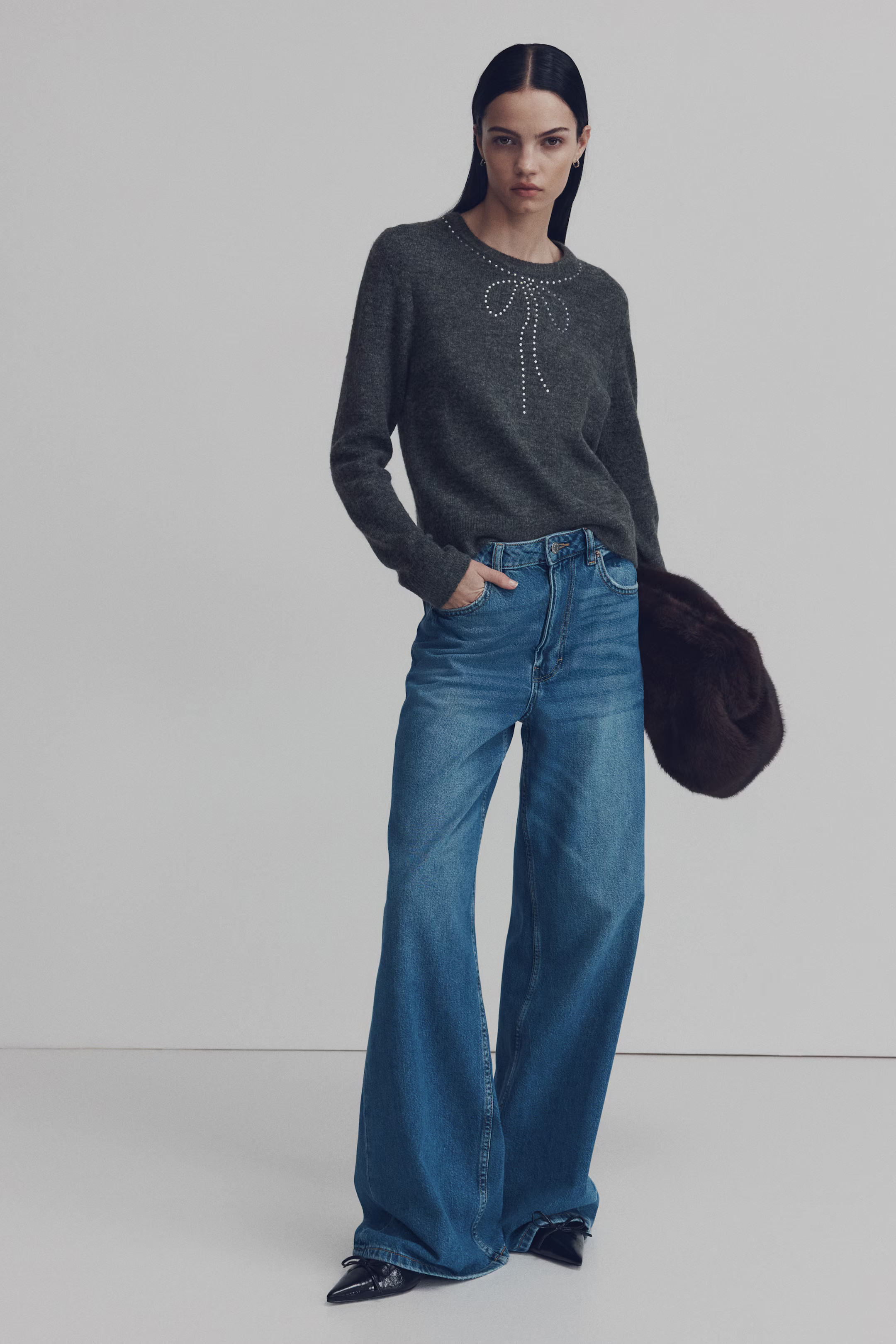 Embellished jumper | H&M (UK, MY, IN, SG, PH, TW, HK)