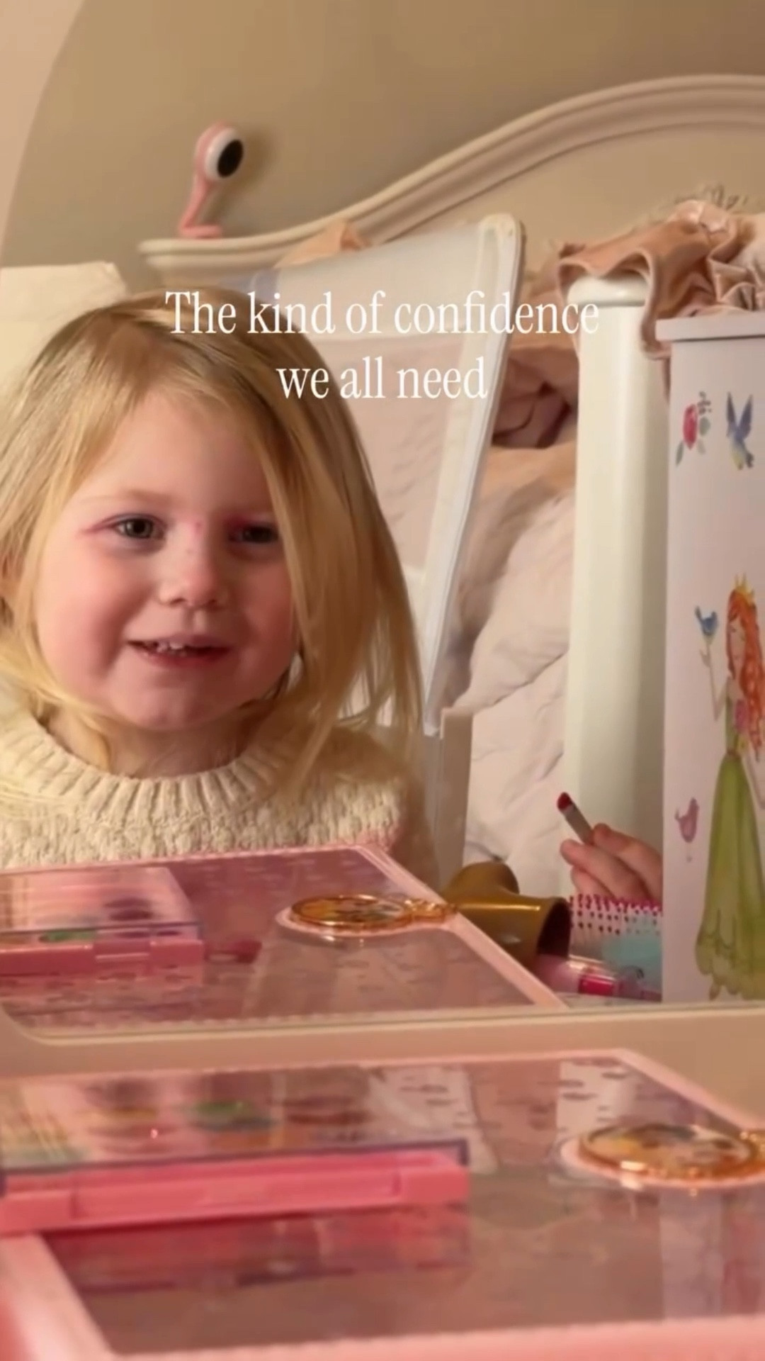 I think we all should start looking at ourselves like this in the mirror after we do our makeup 😂 The energy this girl has!!

#girlmomlife