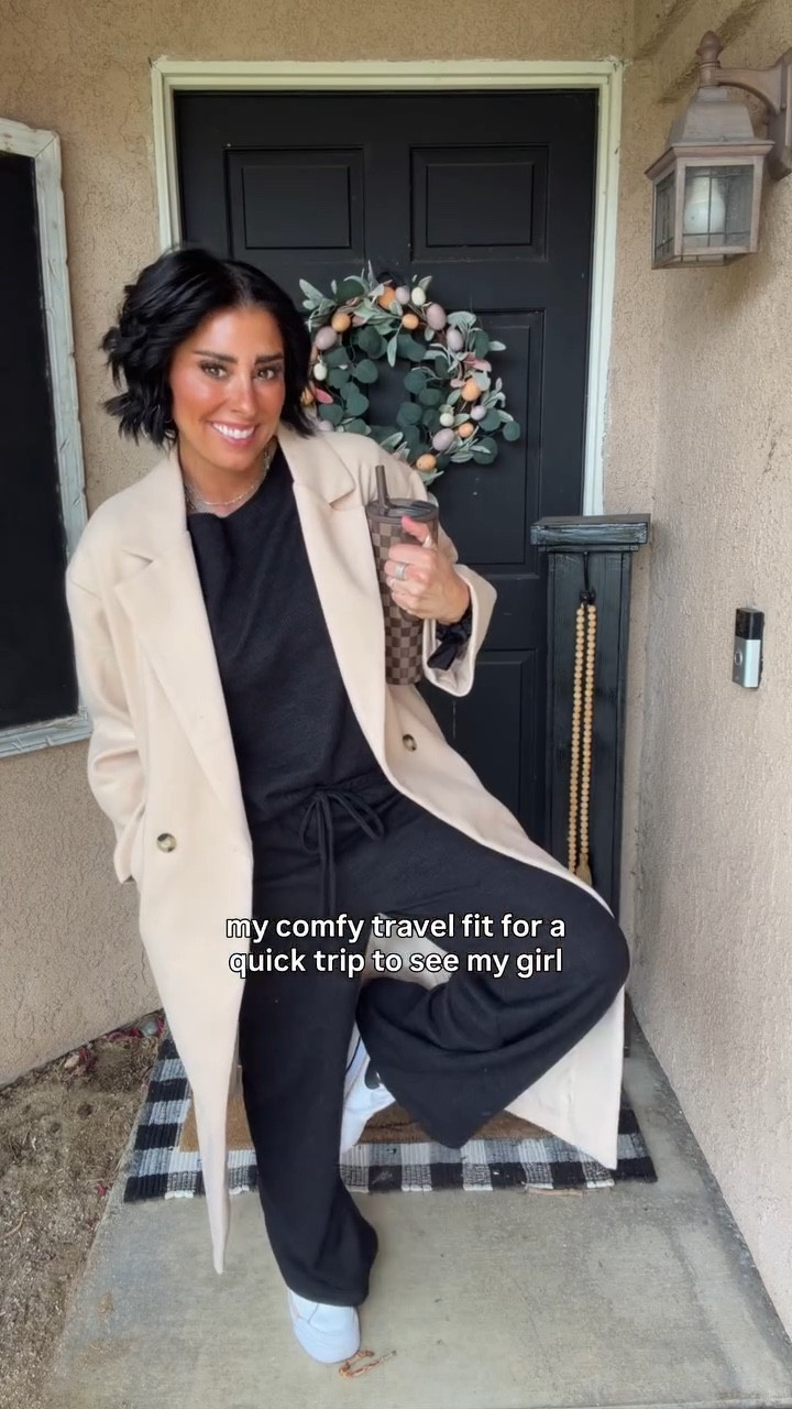 I don’t know why a quick trip somehow turns into me doing ten things at once… halfway switching out porch decor, packing like I’ve never traveled before, double checking if I packed a blow dryer like it’s a personality trait at this point. 

But we’re going to see my girl and that’s all that really matters. 

I threw this on because I needed something easy, actually comfortable for a long drive, but still cute enough to feel like I tried, and this coat just does the work for me every time. 

Comment SHOP and I’ll send you everything 🖤