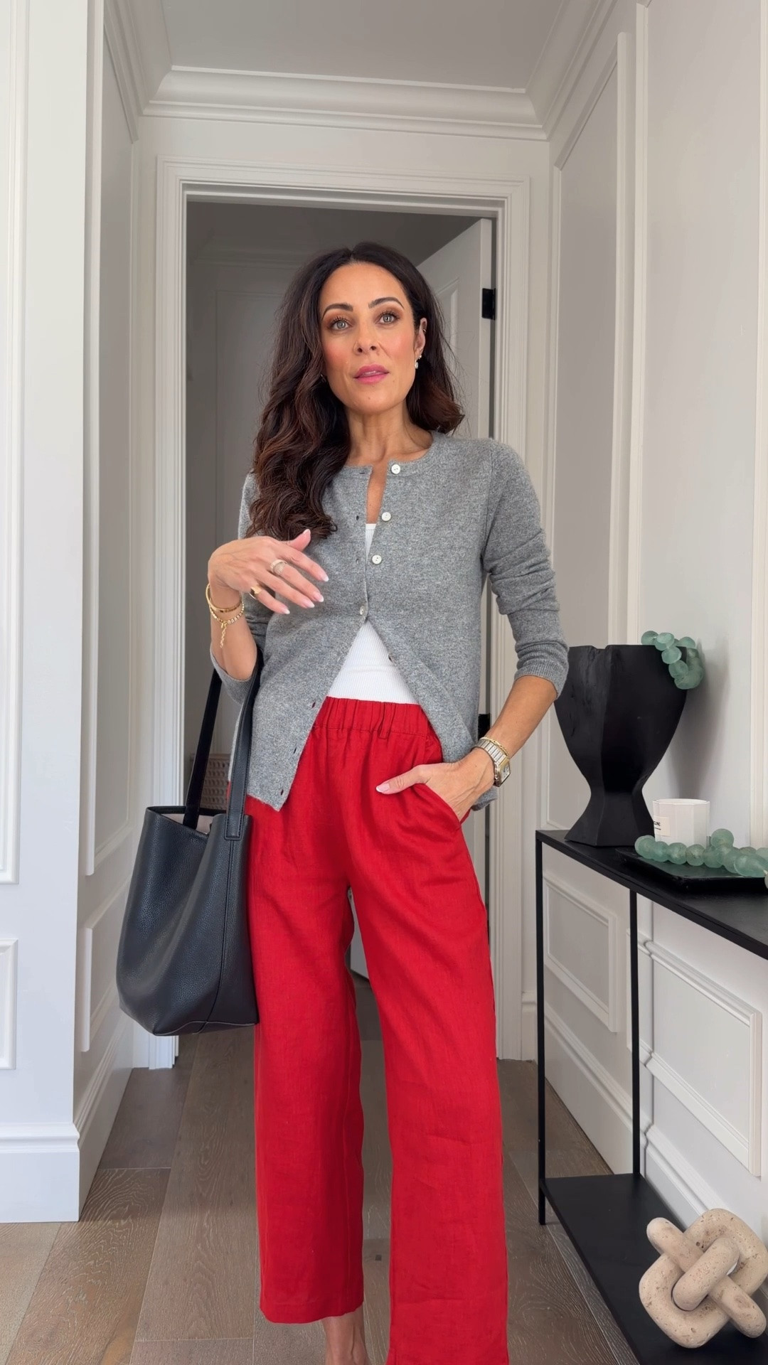 The cardigan that goes from summer BBQs to casual date nights seamlessly @Quince #quincepartner
Cardigan XS
Linen pants XS
Dress XS

#LTKOver40 #LTKSeasonal