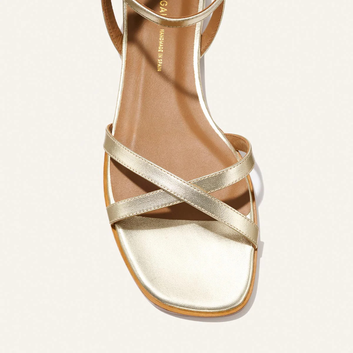 The Flat Sandal - Champagne Nappa | Margaux