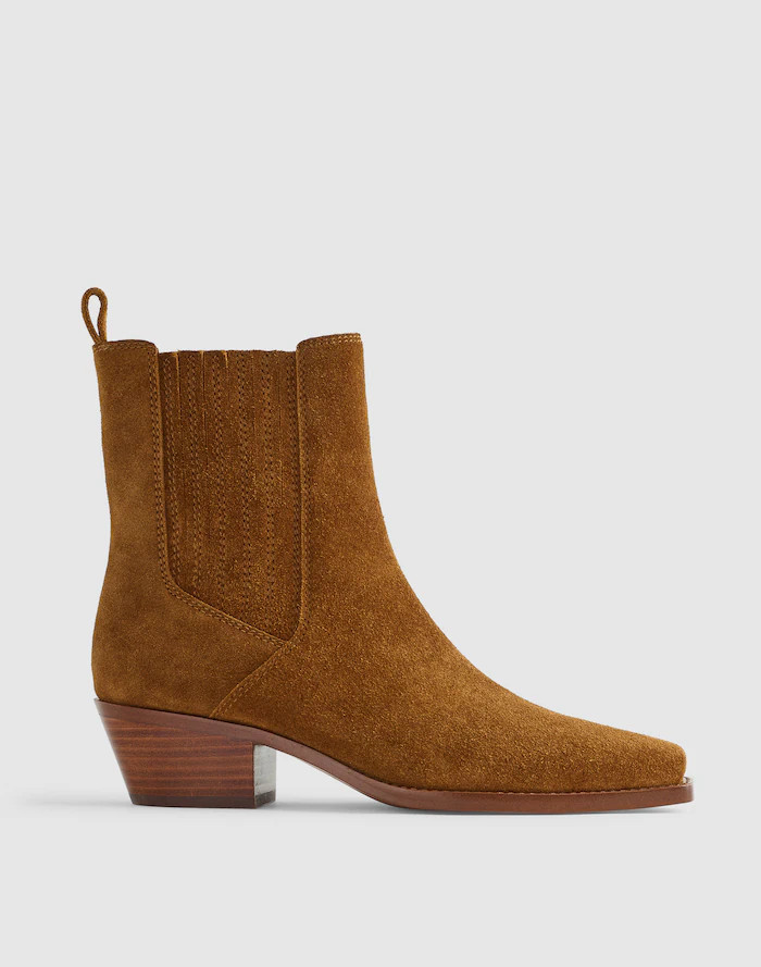 The Ingrid Chelsea Boot in Suede | Madewell