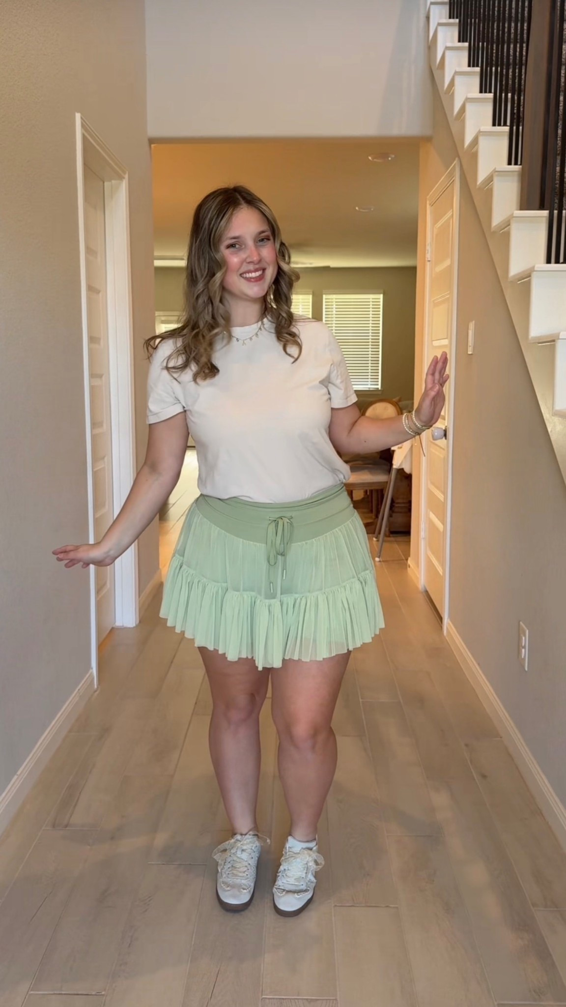 Outfit of the day to go run some mom errands🤍

#LTKootd #LTKmomlife #LTKgrwm