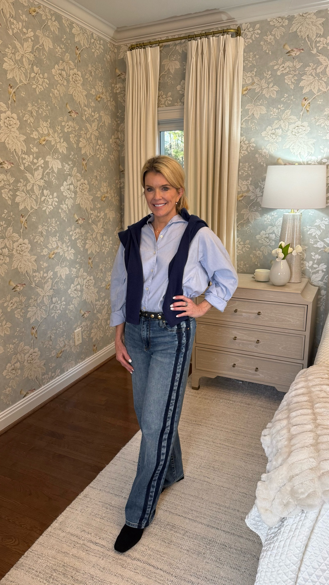 One of my favorite button-downs from AYR. The Tate in Blue Oxford. 

#LTKOver40 #LTKWorkwear #LTKootd