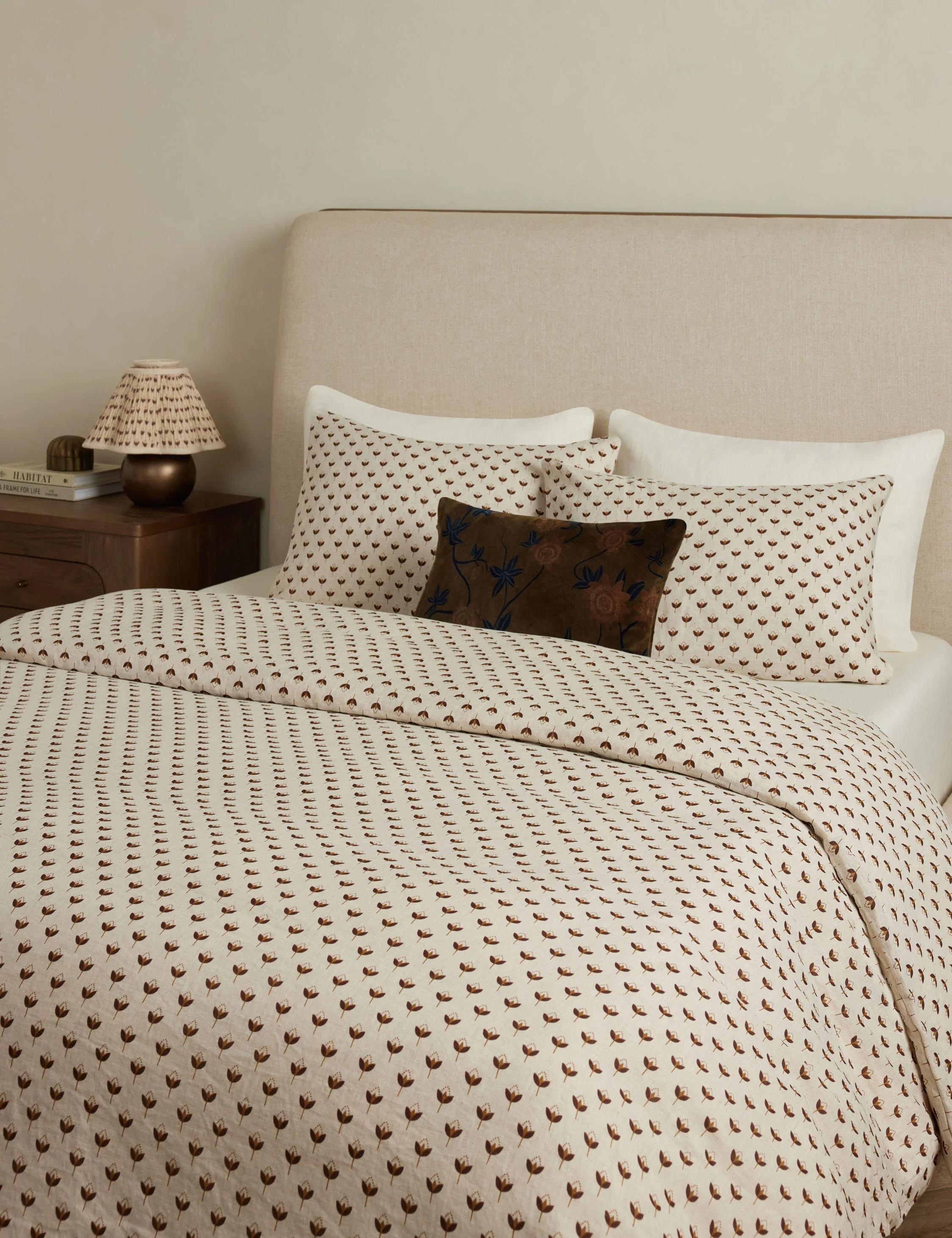 Poiret European Flax Linen® Pillowcase Set | Lulu and Georgia 
