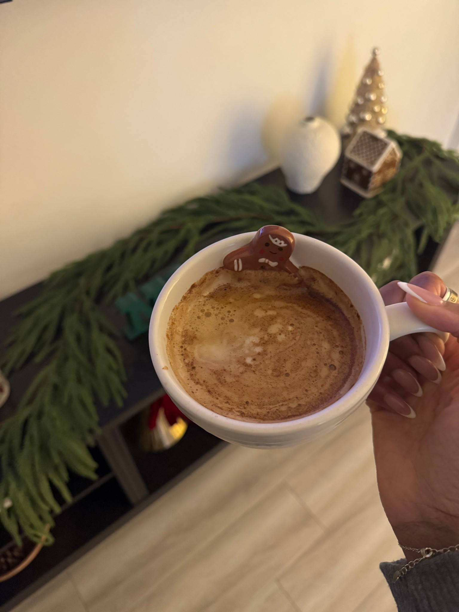 Cutest Christmas mug 🎄🎅🏽

#LTKGiftGuide #LTKHoliday #LTKdayinmylife