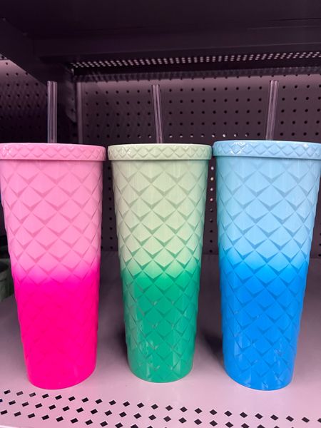 Gorgeous ombré tumblers from Walmart! Would make great teacher gifts! #walmarthome 