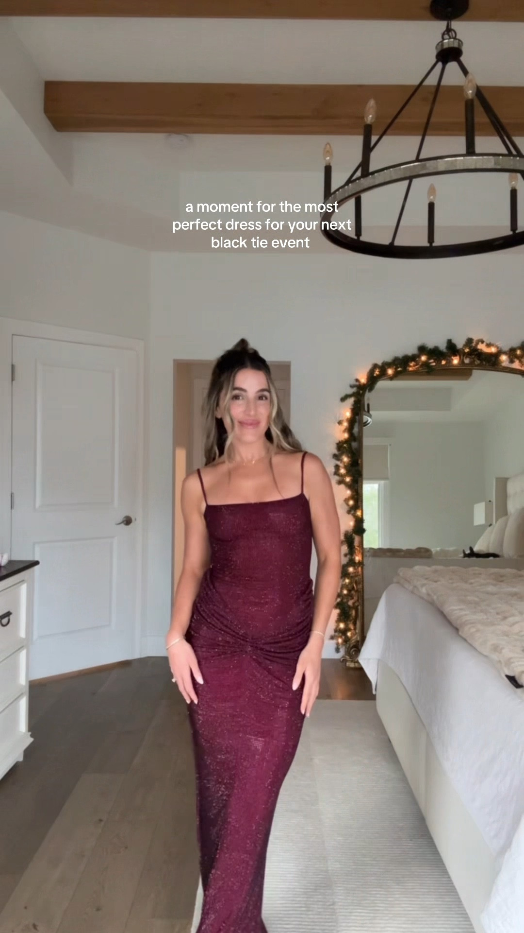 I’m 5’2” in the XS! Fits perfectly!!! 