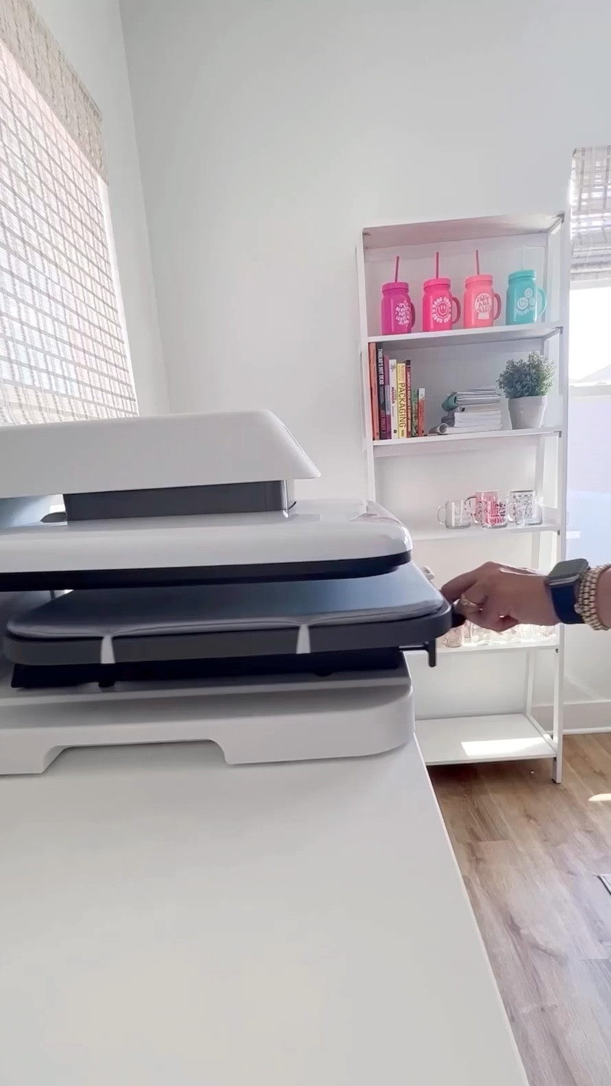 Amazon finds! Click below to shop! Htvront Auto Heat Press. Follow me @sincerely.barbie for more Amazon finds! I’m so glad you’re here 🥰❤️  

#LTKVideo #LTKHalloween #LTKHoliday