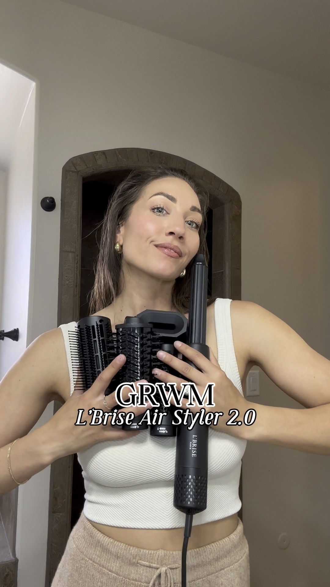 My getting ready routine just got a major upgrade thanks to @lbriseparis ✨ my hair is so happy!!

A few features I love!!!
⭐️ 6-in-1 hair styler - dry, curl, style with air
⭐️ world’s longest coanda barrel
⭐️ two airflow directions 
⭐️ cool shot technology to set curls in place
⭐️ no hair damage & frizz free results

#ad #brisepartner #liketkit