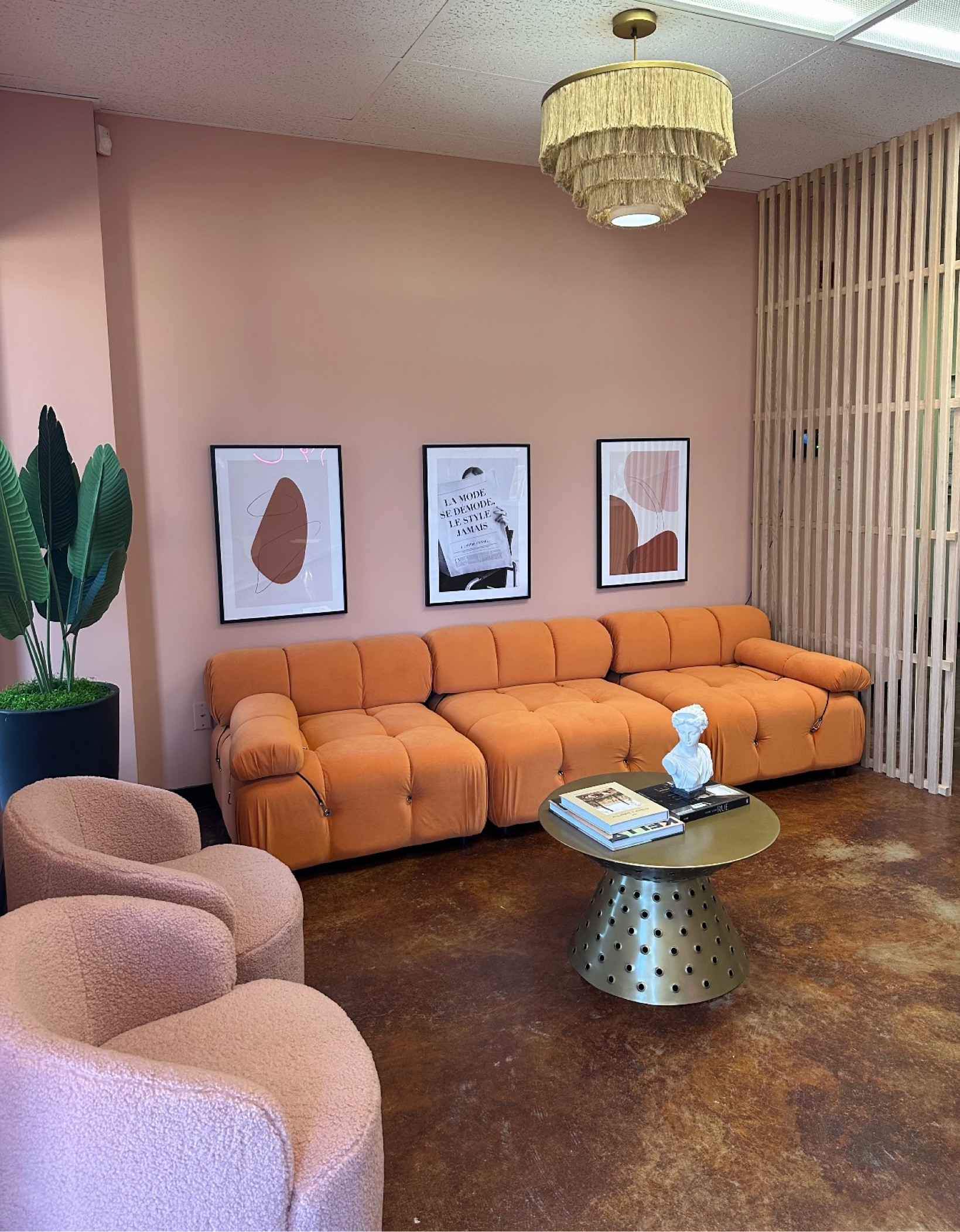 Chic & Colorful Waiting Area Design

#LTKhome #LTKstyletip #LTKFind