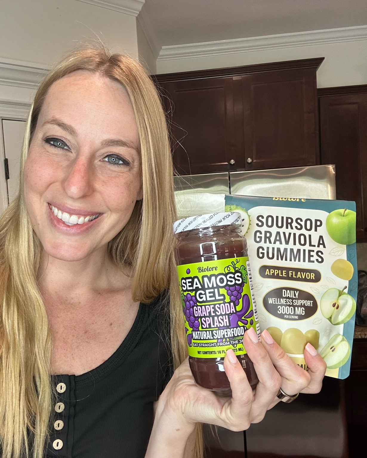 Sea moss haul 
If you are all about health, you have to get some sea moss. This brand harvest straight out of the ocean and it contains 92 essential minerals 

My favorite flavor is grape 🍇 soda and mango 🌶️ chili zing