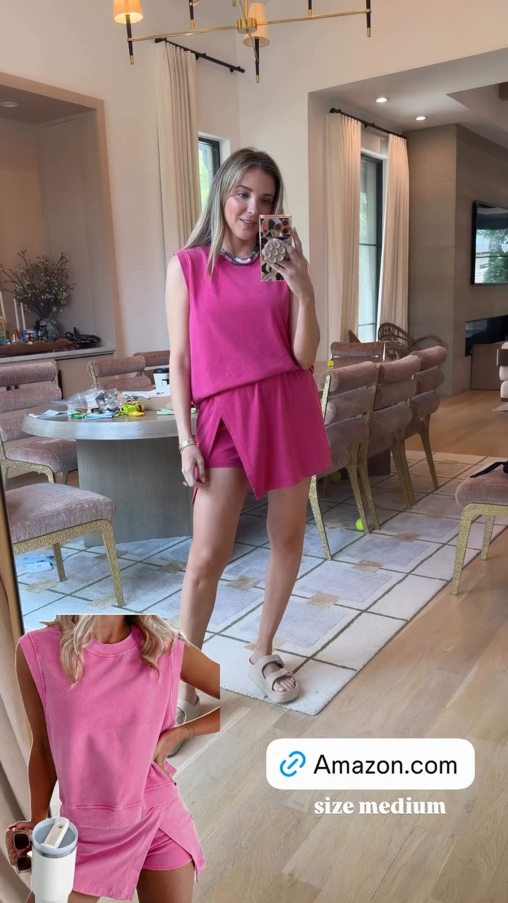 How good is this color?! 💕 

 #LTKdayinmylife #LTKootd #LTKmomlife