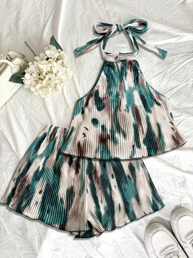 SHEIN Franclia Summer Watercolor Print Vacation Casual Pleated Halter Neck Crop Top + Shorts Set | SHEIN