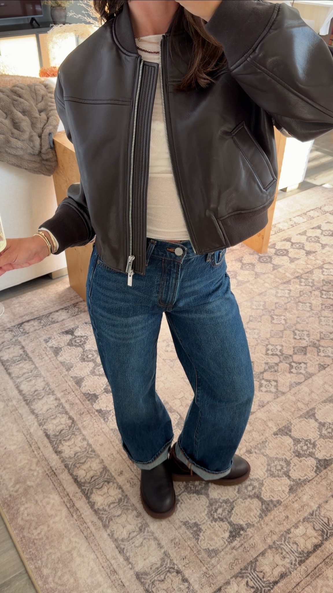 XS jacket, small top, 23 short jeans (be about dark blue)!