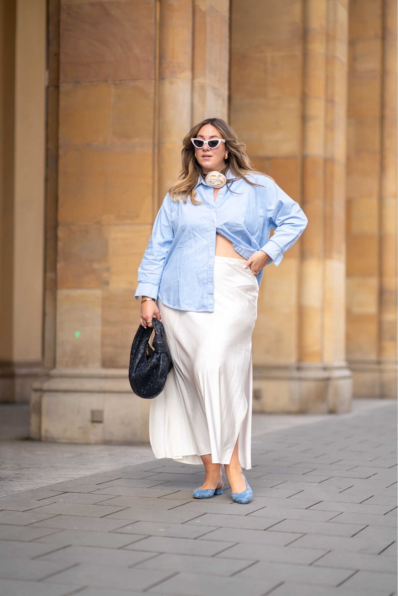 This look is giving 🎀 Plus Size Satin Skirt 

#LTKplussize #LTKstyletip #LTKfindsunder100