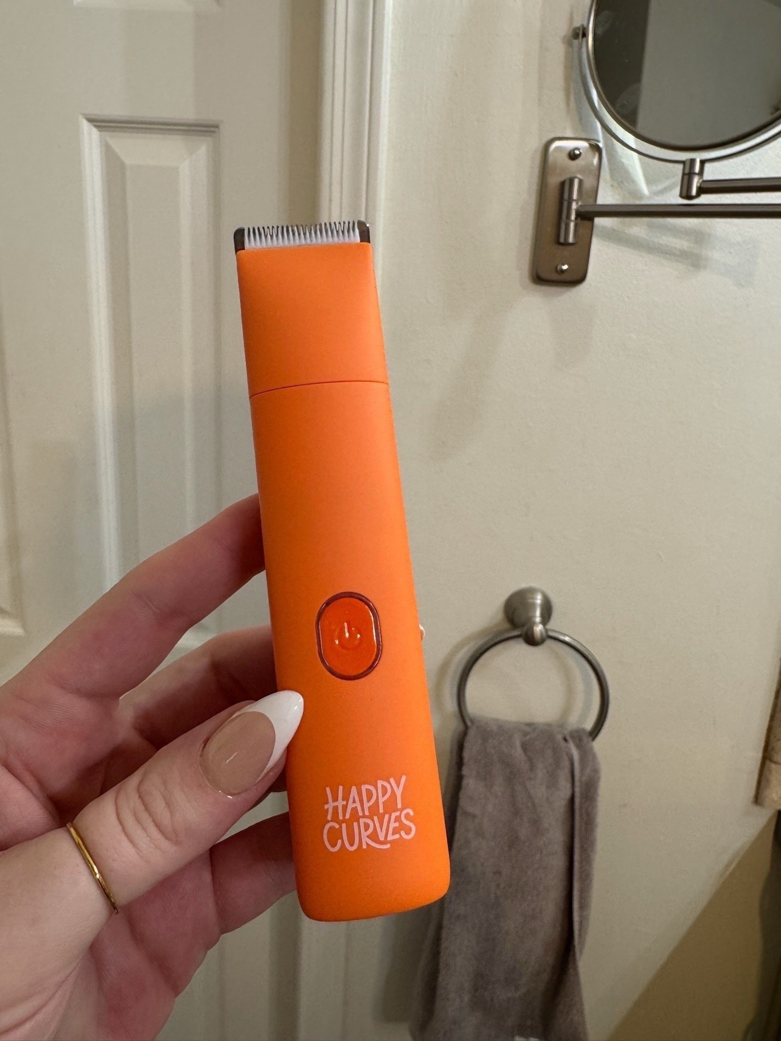 Staying swimsuit ready with this easy to use bikini trimmer!



Grooming essentials  hair remover  Lowcarbdashian

#LTKHome #LTKStyleTip #LTKBeauty