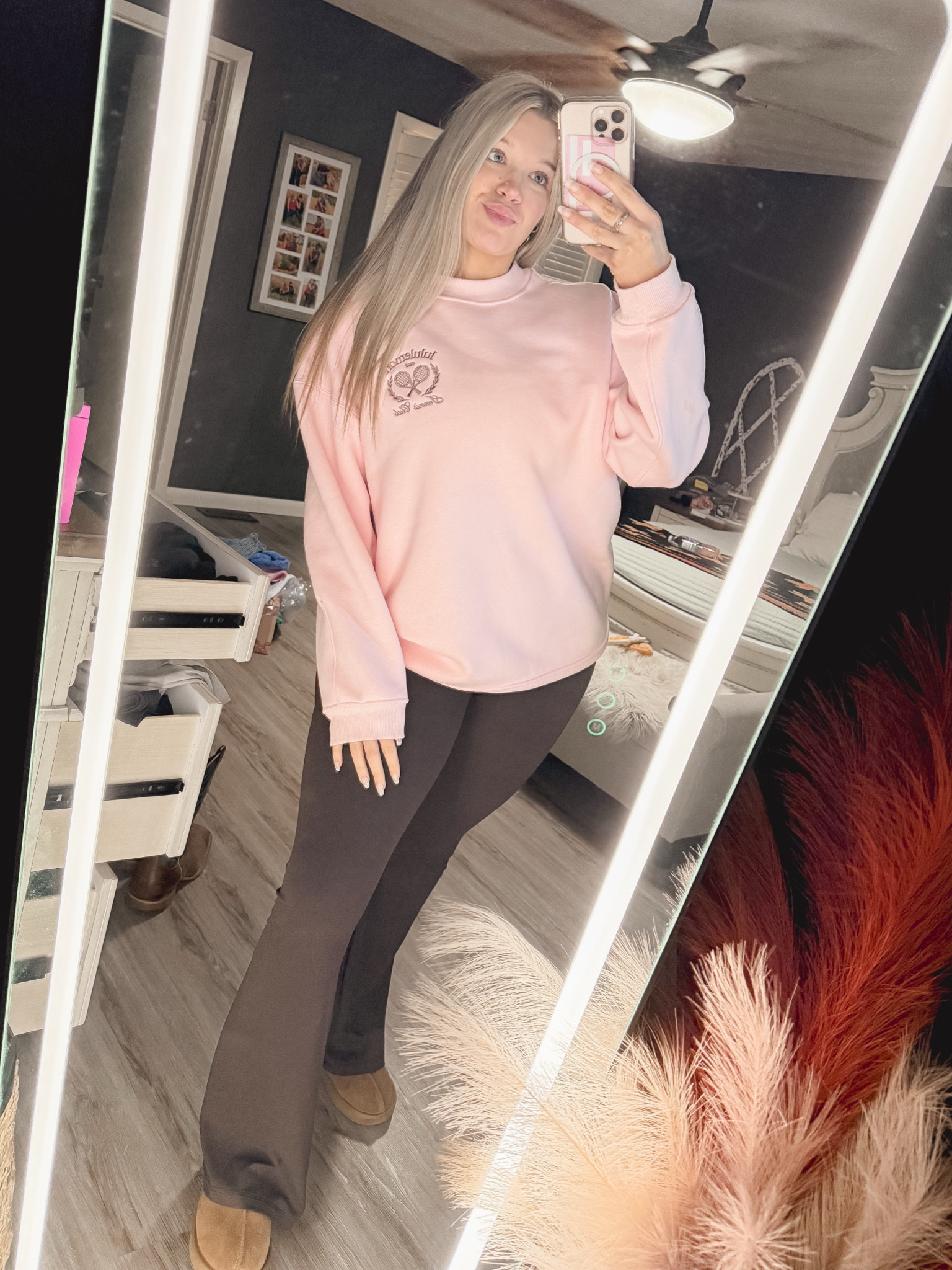 lululemon sweatshirt is the cutest & comfiest! 

#LTKSaleAlert #LTKHoliday #LTKGiftGuide