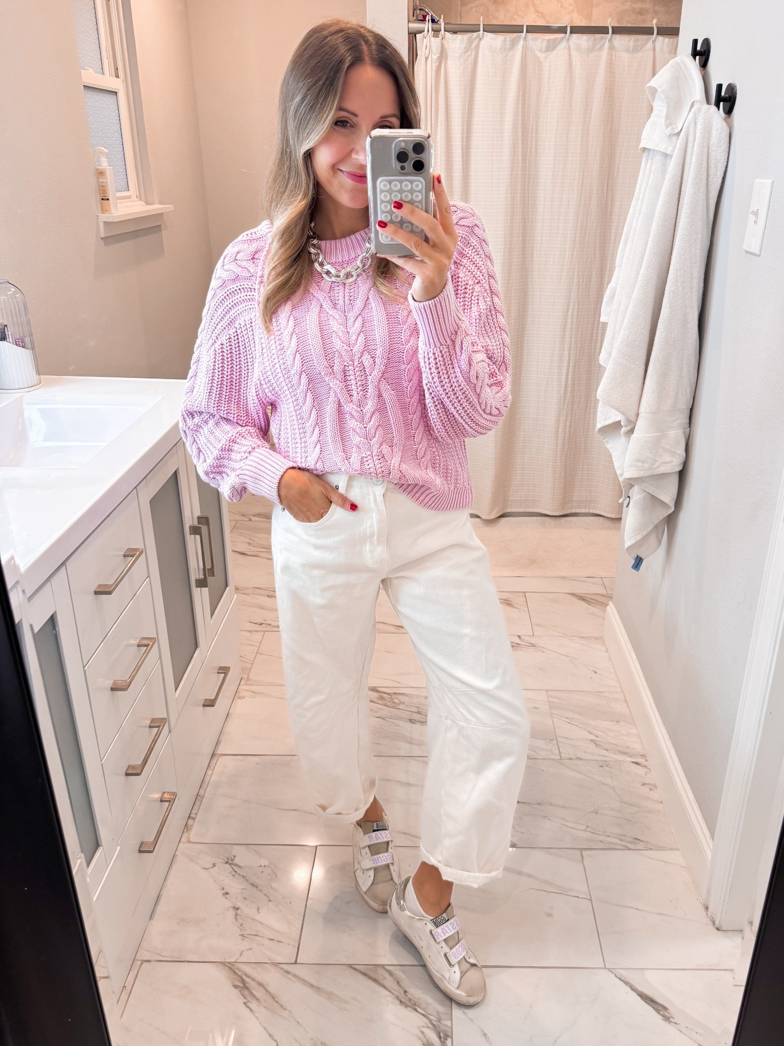 Sweater - XS
Pants - TTS fits loose 

#LTKSeasonal #LTKFindsUnder100 #LTKStyleTip