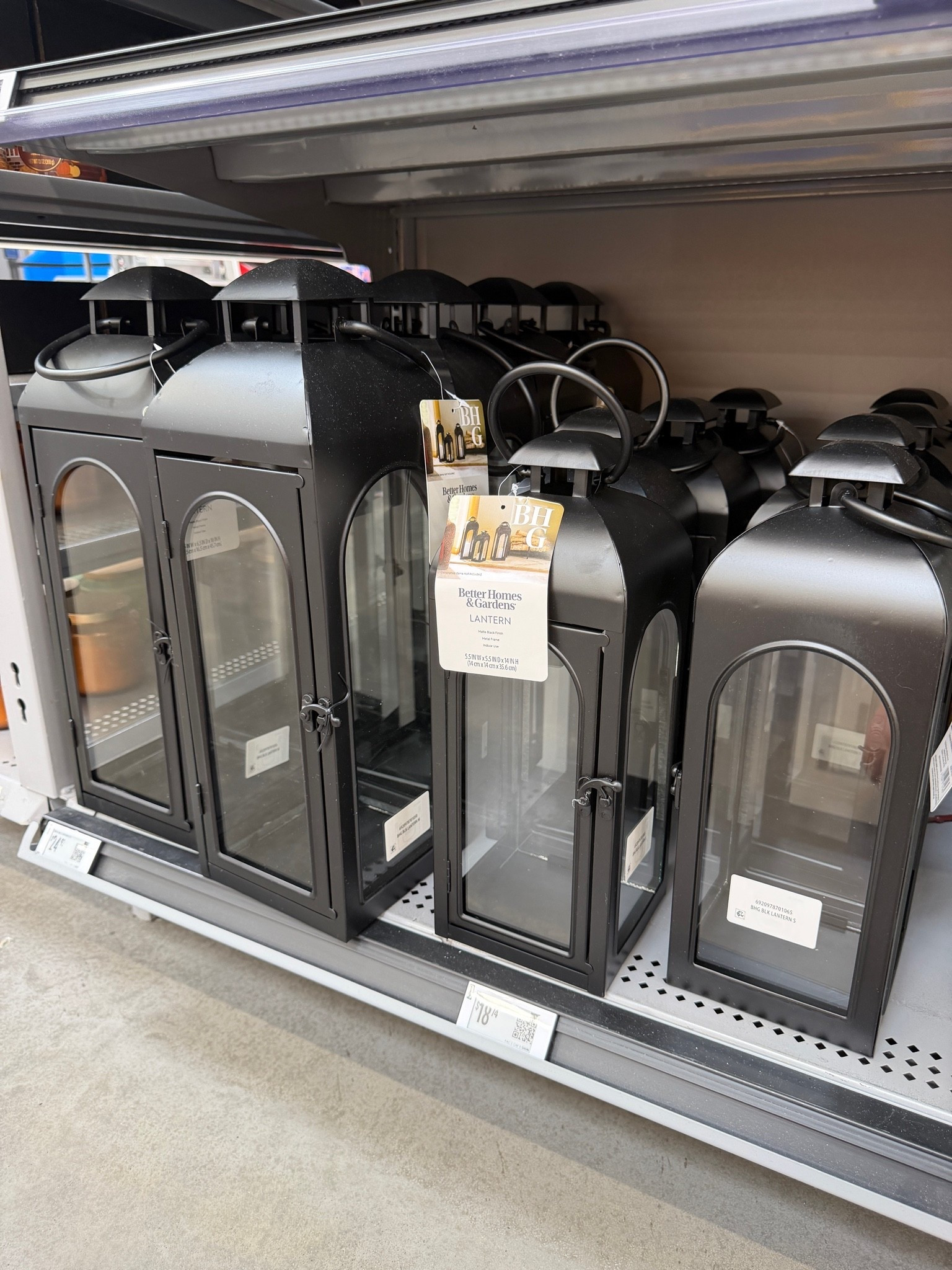 Black lanterns are one of those simple home decor pieces that instantly make a space feel more elevated 🖤 These Walmart lanterns give that high-end, designer look for less without the designer price tag.

🏷️ black lanterns • Walmart home decor • Walmart finds • home decor look for less • affordable home decor • designer look for less • black home decor • neutral home decor • cozy home decor • Walmart decor finds

#LTKHome #LTKSeasonal #LTKxWalmart