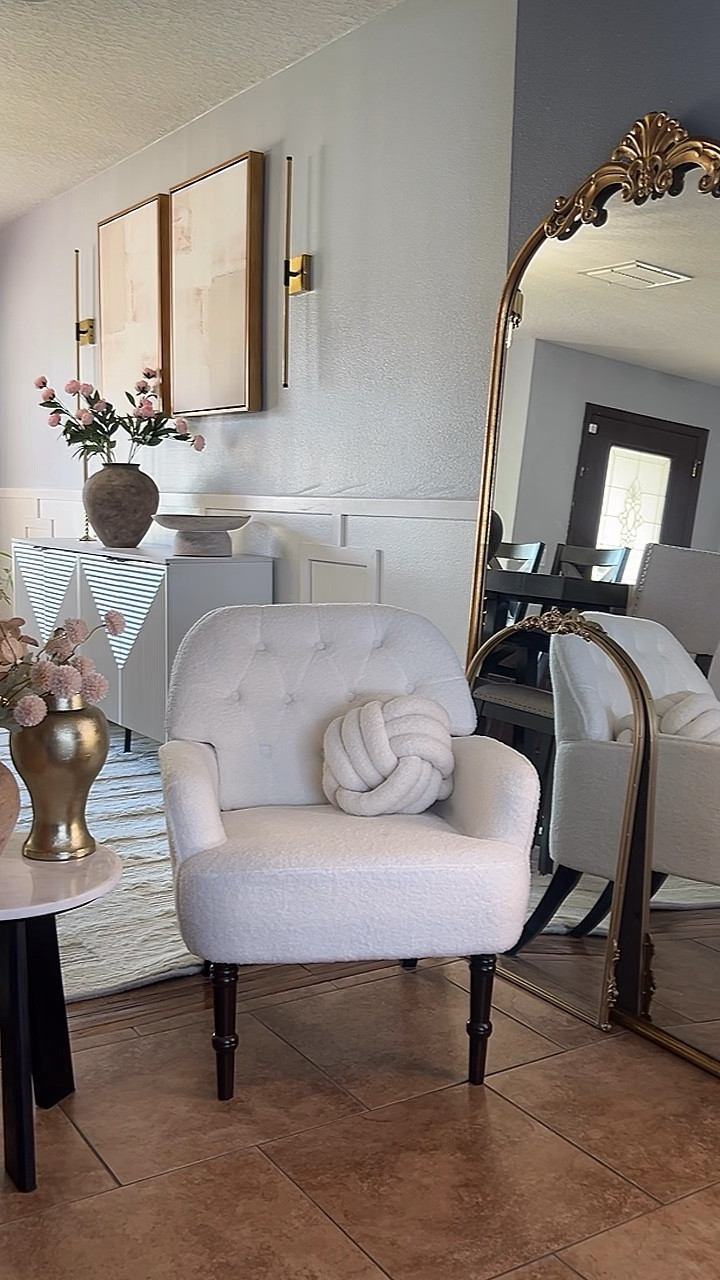 Quiet, clean, and calm.

#LTKHome #LTKSaleAlert #LTKdayinmylife