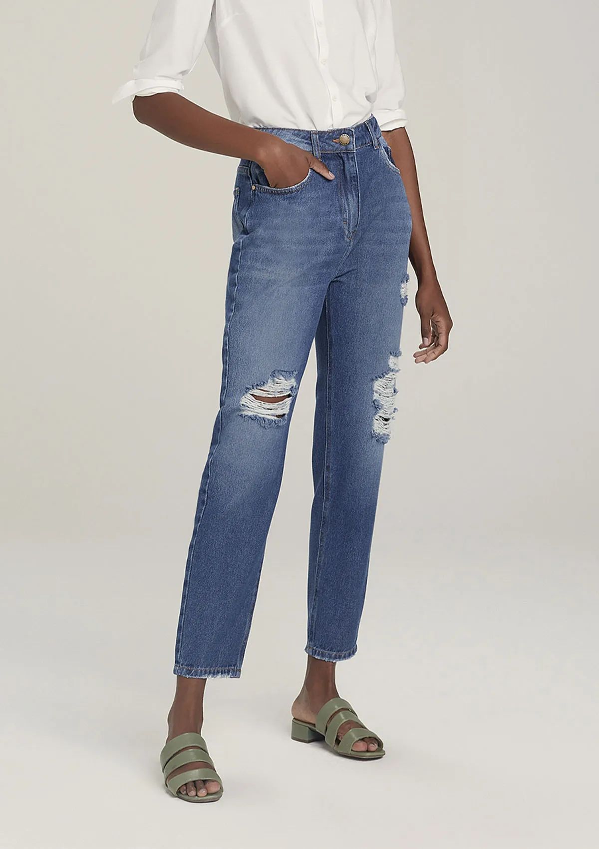 Calça Jeans Mom Destroyed - Azul - DZARM | Moda Jeanswear | DzarmHering (BR)