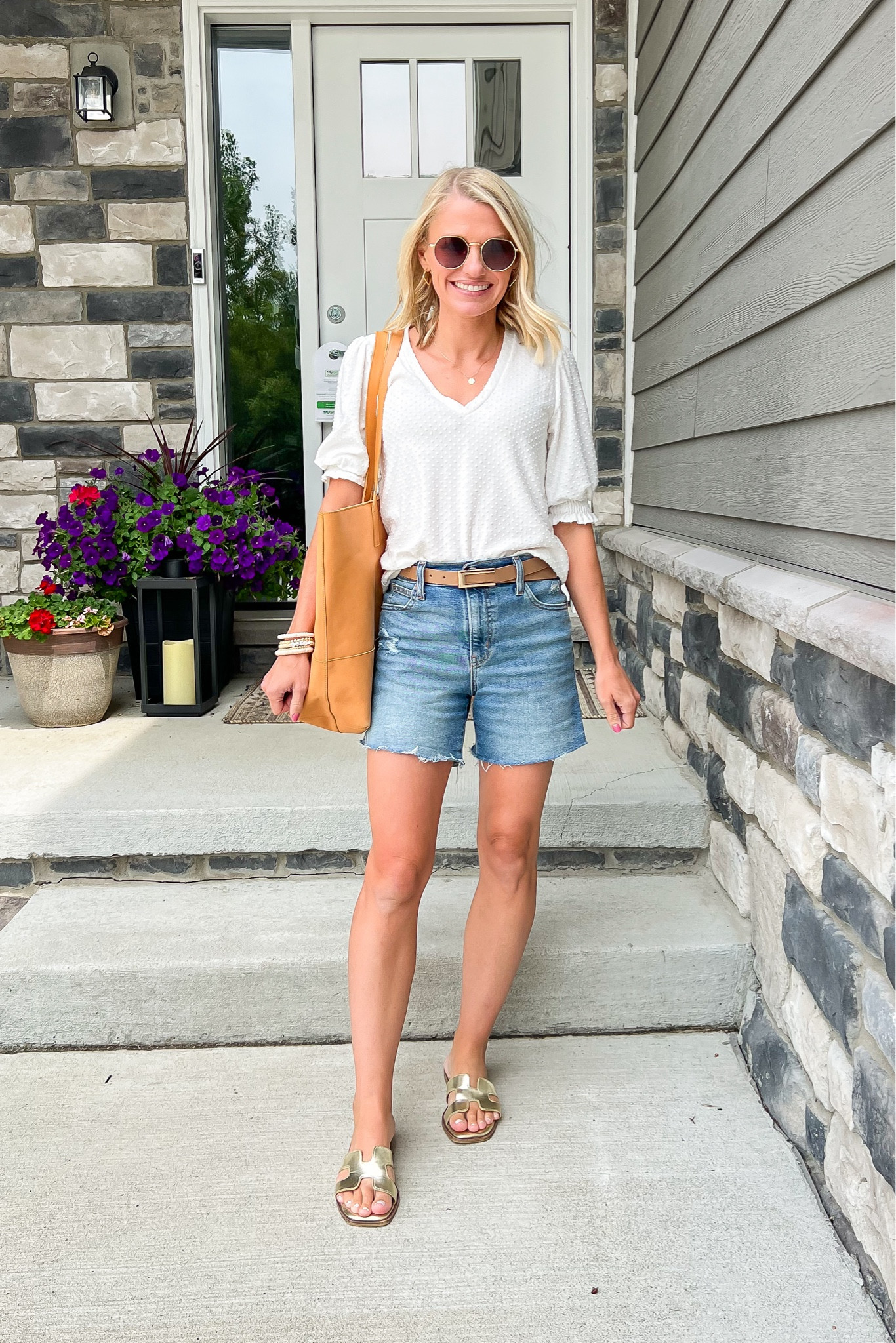 What I wore this week! Top- xs || shorts- out of stock, linked similar 

#LTKSeasonal #LTKStyleTip #LTKOver40