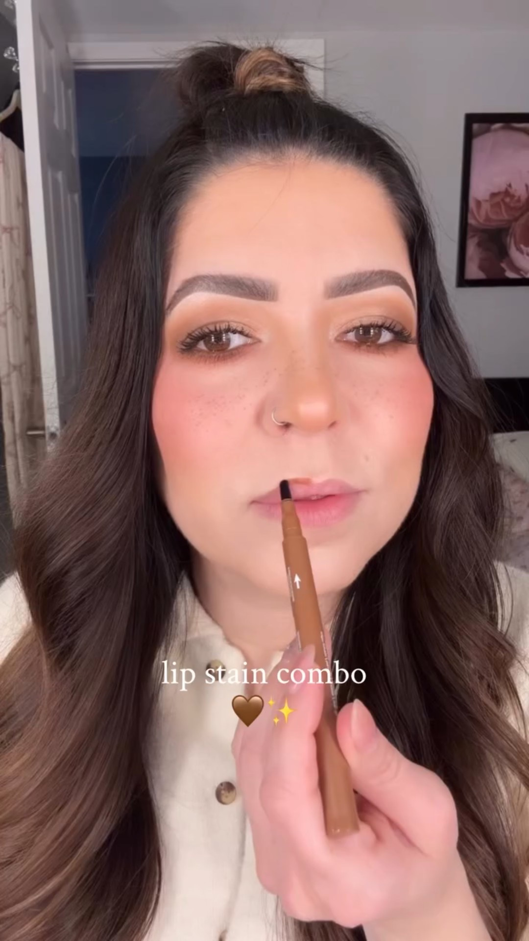 A lip stain combo?!🤎🧦☕️🧸✨
What I love about a combo like this is it can be worn on its own or with a gloss; both are equally stunning!😍

Wearing @hudabeauty lip contour stain in ‘toasty brown’ + ‘soft nude’

Paired with @drdennisgross mini derminfusions plump + repair lip treatment

All product links from my posts are added to my LTK (link in bio)🎀

📌Save for later!

Follow @colour.mepretty for more makeup looks!🌸

#hudabeauty #combo #makeup #makeuplooks #makeuptutorial