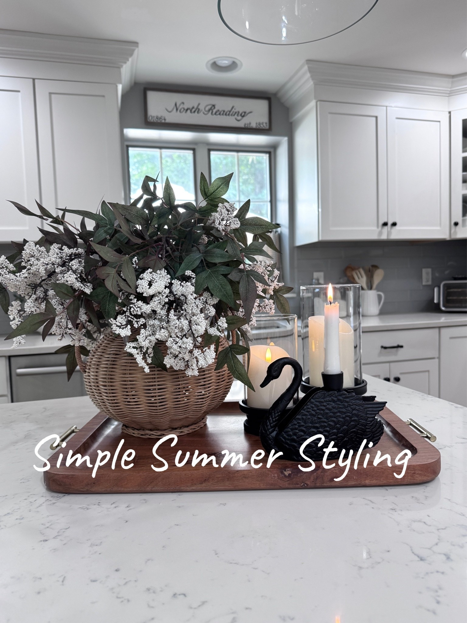 Loving this pretty & super simple summer centerpiece!

#LTKSeasonal #LTKHome