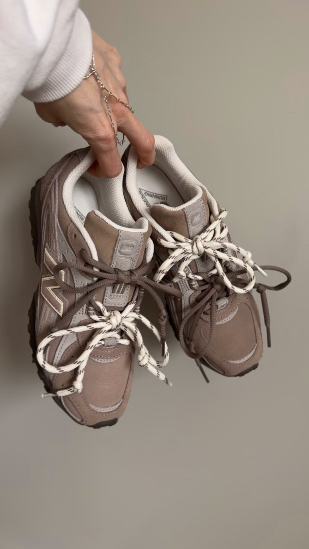 New balance 204L 
Mushroom 🍄‍🟫 

#LTKOver40 #LTKootd #LTKgrwm