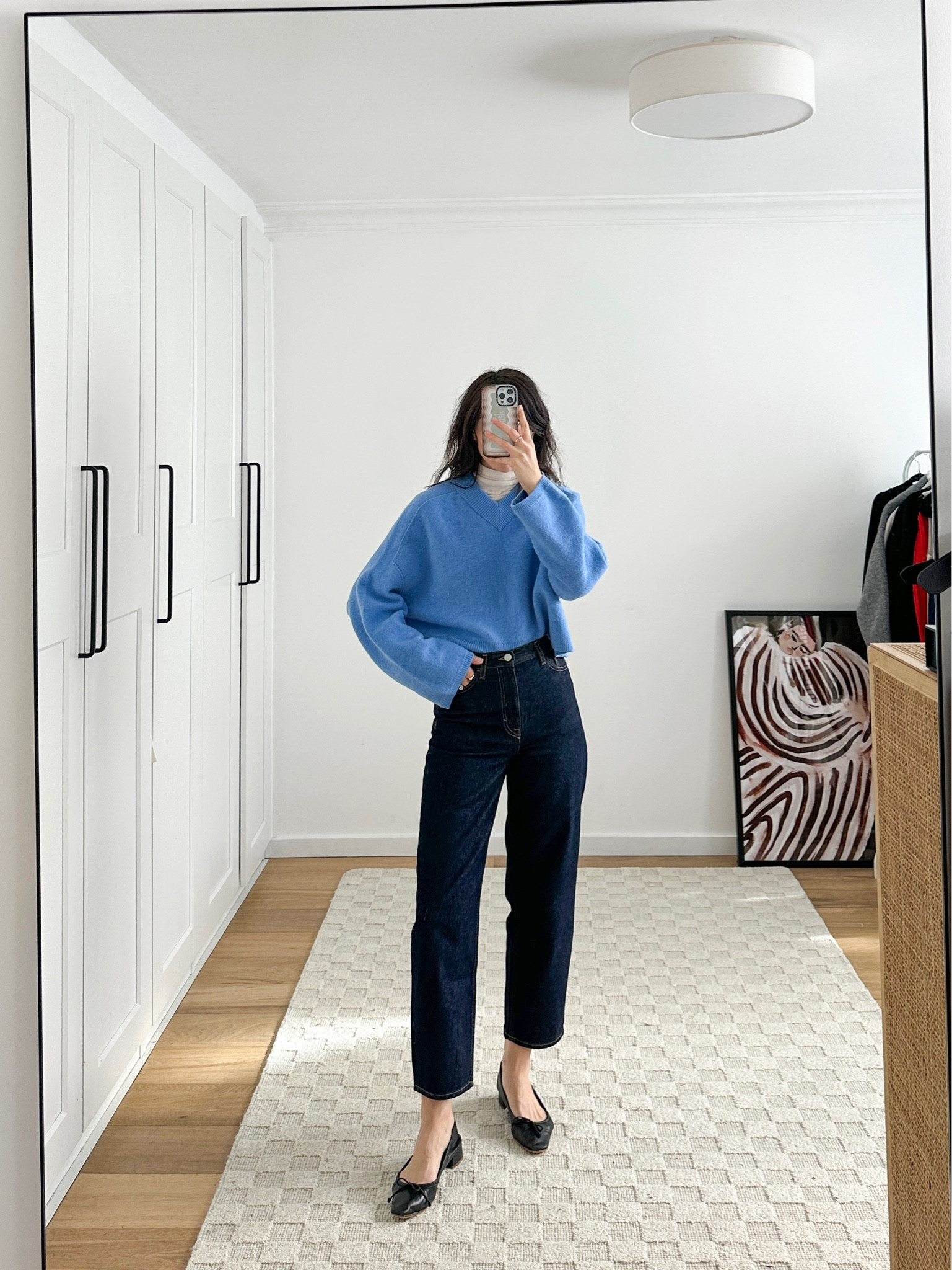 Grounding this bright blue knit with basics 👌🏻 also that layering moment 😍😍

Wearing merino turtleneck in size S, sweater in size S, and jeans in size 26

#LTKStyleTip #LTKFindsUnder100 #LTKSeasonal