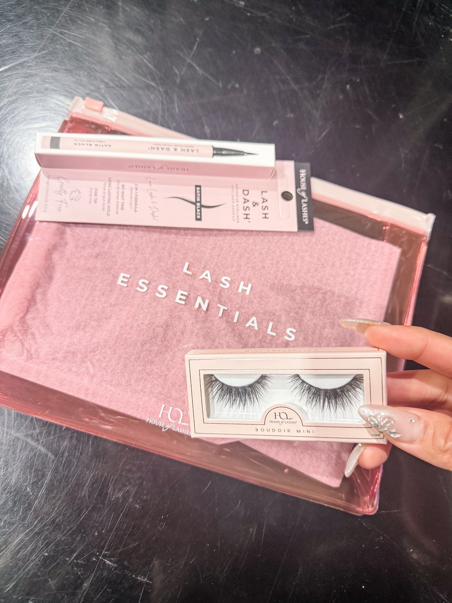 Lashes, falsies, glue eyeliner 

#LTKHoliday #LTKGiftGuide #LTKBeauty